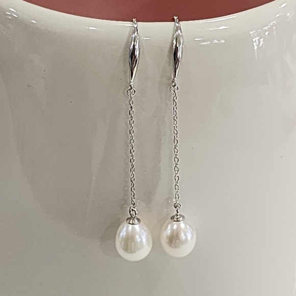 925 Sterling Silver White Cultured Freshwater Pearl Drop Dangle Hook‎ Earrings - Picture 3 of 12